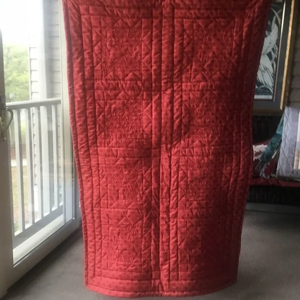 Brand new Hand Crafted Poppies Quilt